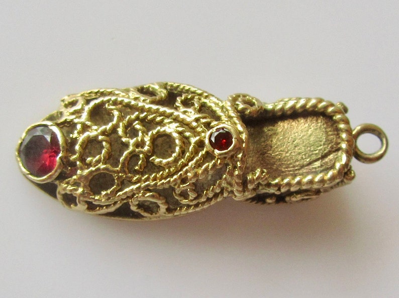 9ct Gold and Garnet Shoe Charm or Pendant