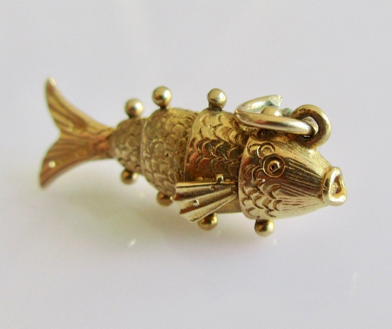 Vintage 9ct Gold Articulated Fish Charm or Pendant