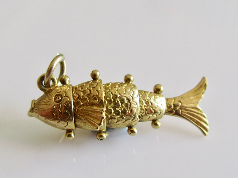 Vintage 9ct Gold Articulated Fish Charm or Pendant