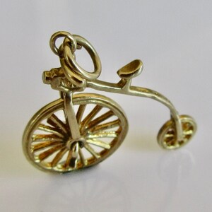 Nuvo 9ct Gold Penny Farthing Cycle Charm Moves