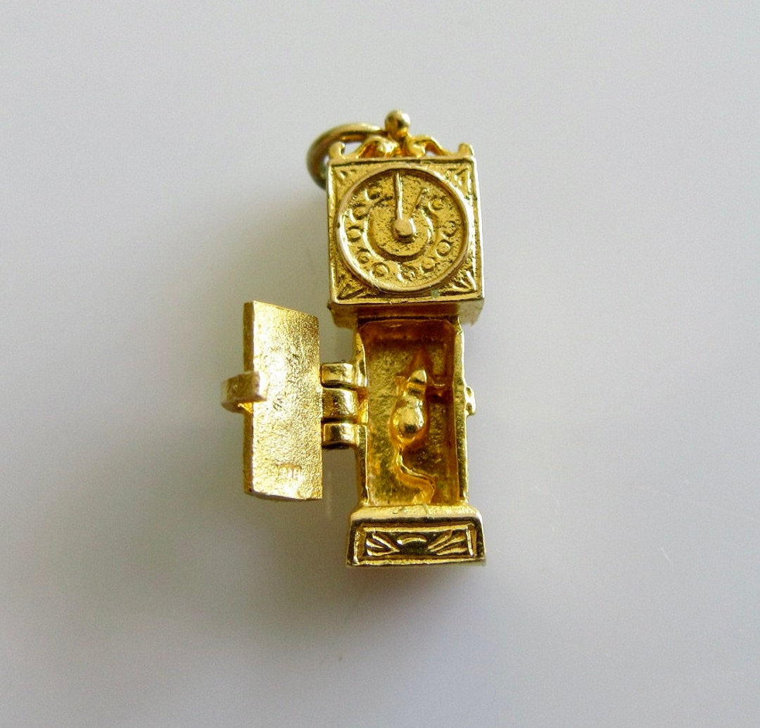 9ct Gold Grandfather Clock and Mouse Nursery Rhyme Charm Opens Etsy