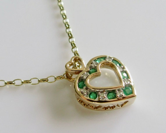 9k Gold Emerald and Diamond Heart Pendant and Cha… - image 3