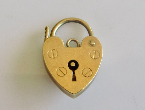 9ct Gold Heart Padlock Opening Bracelet Charm