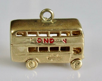 9ct Gold London Route Master Bus Moving Charm