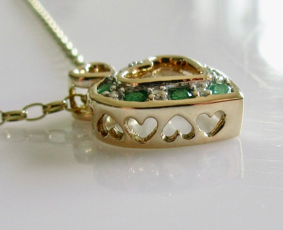 9k Gold Emerald and Diamond Heart Pendant and Cha… - image 7