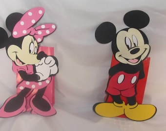 Minnie Mouse Party Balloon Centerpiece