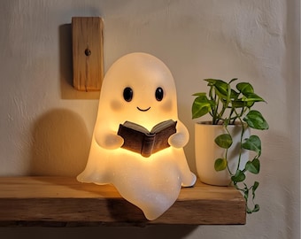 ゴースト読書ナイトライト | 温かみのある柔らかな光を放つキュートな樹脂製テーブルランプ | 読書好きの方へのハロウィンギフト、デスク＆ベビールームランプ