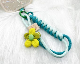 Braided Rope Wrist Phone Strap with Flower Phone Charm Wrist Lanyard Cute Aesthetic Phone Lanyard Durable Phone Accessory Gift