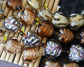 Animal Print Design Heart Lampwork Glass Beads(12 beads pack) L10111