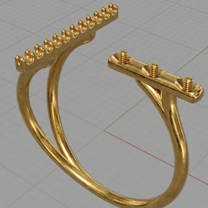 Puede incluir: Una taza de cerámica blanca con un asa negra y el texto "But First, Coffee" en un estilo manuscrito. La taza está sobre una superficie blanca. La taza es probablemente para bebidas calientes.