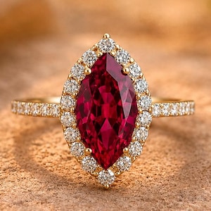 Anel com rubi lapidado em marquise e halo de moissanita, anel de noivado com rubi, anel com aliança cravejada de moissanita, anel de aniversário com pedra de nascimento de julho, presente para ela.