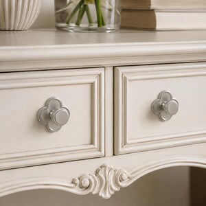 Clover Base Cabinet Knobs, Solid Metal Drawer Pulls, Vintage Decorative Dresser Knobs for Kitchen image 12