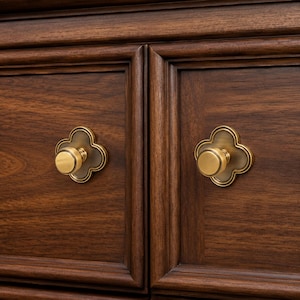 Clover Base Cabinet Knobs, Solid Metal Drawer Pulls, Vintage Decorative Dresser Knobs for Kitchen image 7