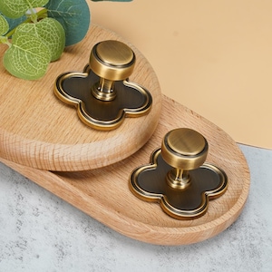 Clover Base Cabinet Knobs, Solid Metal Drawer Pulls, Vintage Decorative Dresser Knobs for Kitchen image 4