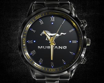 Reloj de pulsera Ford Mustang exclusivo con logo, correa de metal y cuero, caja incluida.