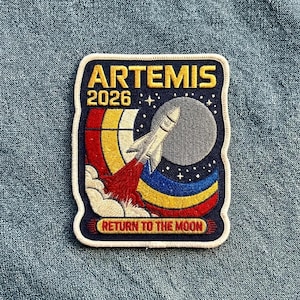 Artemis 2026 Return To The Moon Patch - Retro Space Exploration Embroidered Iron On Patch