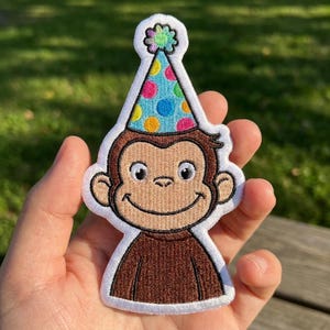Cute Birthday Monkey Embroidered Patch, Cartoon Chimp Party Hat Iron On Patch, Funny Animal Iron On Badge for Jacket Backpack Gift