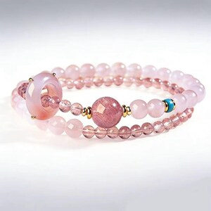 Dubbelsträngat armband av naturliga kristaller med fredsspänne i rosa agat