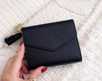 Heart Detail Mini Wallet, Small Leather Coin Purse, Elegant Gift for Her