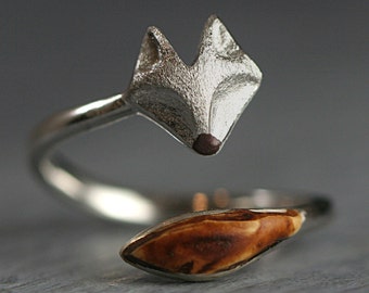 Sterling and oak wood wrap fox ring. Adjustable silver ring with fox face and wooden tail. 925 Sterling silver fox jewelry for her..