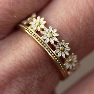 Daisy Ring. Gold over sterling and white enamel. Dainty adjustable flower ring. Stackable. Best gifts for her. Unique jewelry.