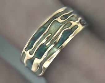 Anillo oceánico. Plata de primera ley bañada en oro de 18k. Esmalte en tonos verdes. Anillo único hecho a mano para mujer. Impermeable.