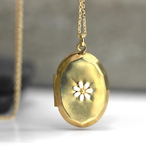 Daisy photo locket necklace. Silver daisy on vintage pendant. Gold plated sterling necklace. Dainty gift for her. image 3