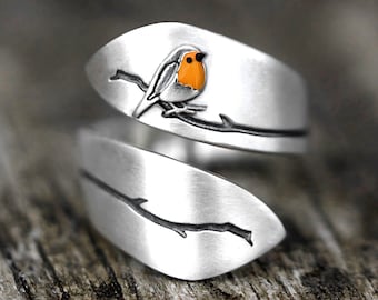 Red Robin Bird twisted ring. 925 sterling silver. Adjustable. Unique nature inspired ring for her.