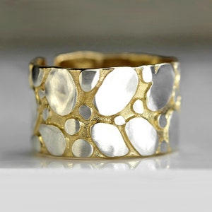 Neu: GOLDENE KÜSTE. Bicolor Ring aus Sterling Silber und Gold. Einzigartig, handgemacht, verstellbar und wasserfest Bild 2