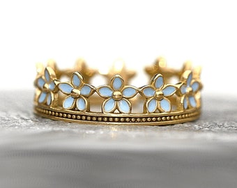 Sonne « Forget Me Not ». Émail bleu clair. L'or sur la livre sterling. Bague fleur réglable délicate. Empilable. Meilleurs cadeaux pour elle.