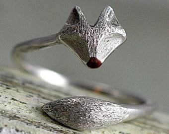 Anillo zorro. Plata de ley.