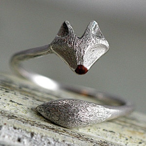 Fox ring. Sterling silver.