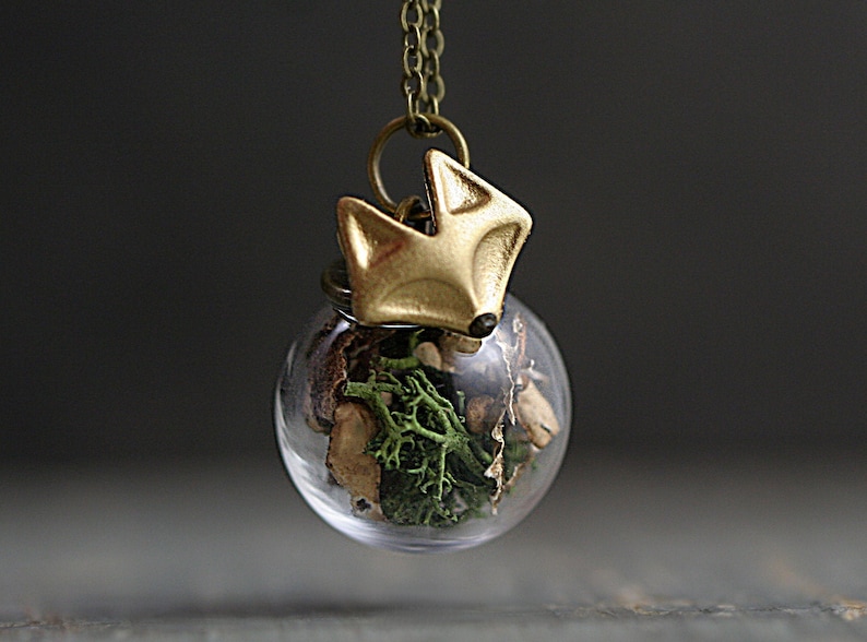 FOREST FOX Necklace. Handgilded fox head. Glass orb with real moss and tree bark. Bronze necklace. Gift for her. image 2