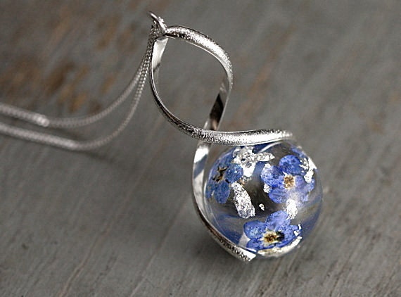 925 Echte Blüten in sich drehender Harzkugel | Etsy