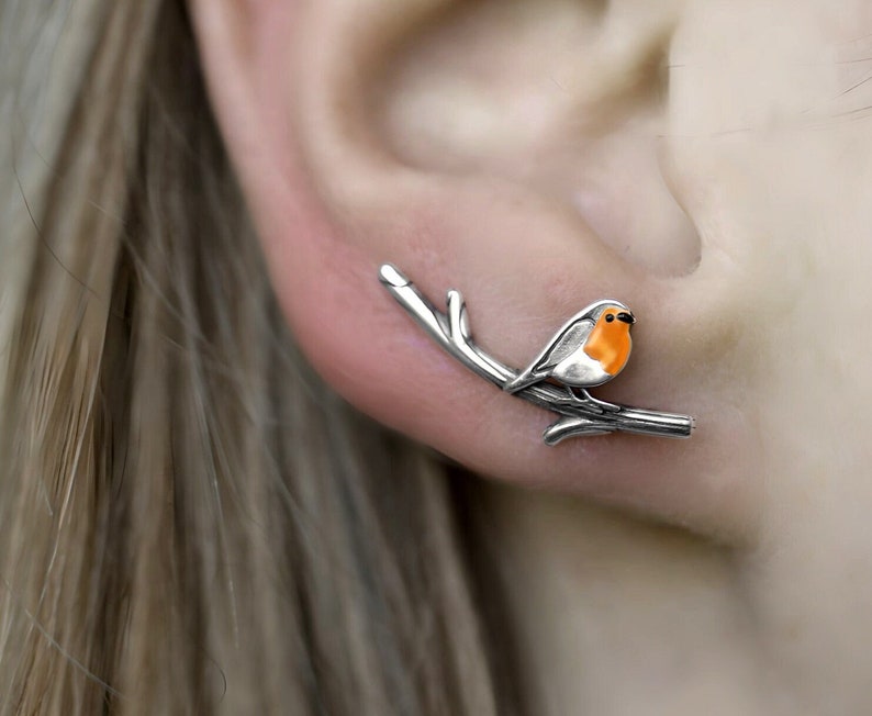 Robin Bird ear climbers. Sterling Silver and orange enamel. Just 1 ear hole needed. imagen 1