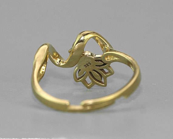 White CZ Beautiful Gold-Tone Lotus Flower Ring Sterling Silver Band Sizes 5-9 White CZ Beautiful Gold-Tone Lotus Flower Ring Sterling Silver Band Sizes 5-9