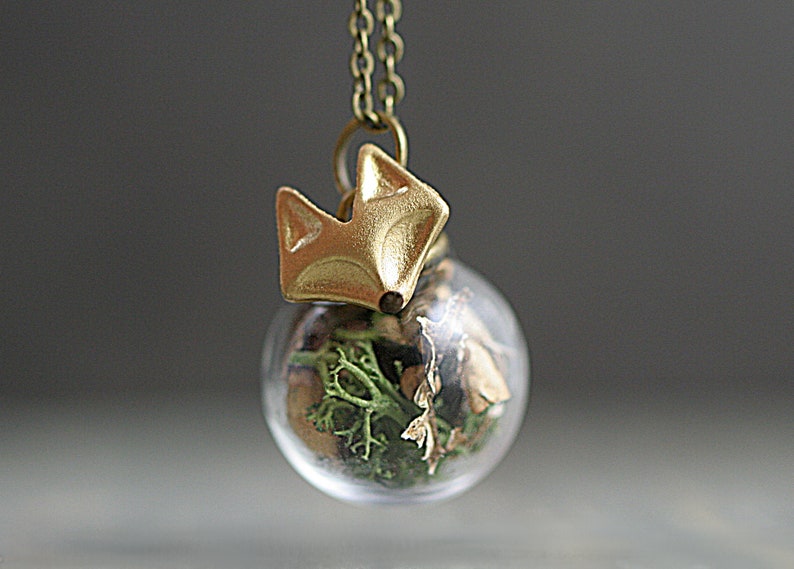 FOREST FOX Necklace. Handgilded fox head. Glass orb with real moss and tree bark. Bronze necklace. Gift for her. image 4