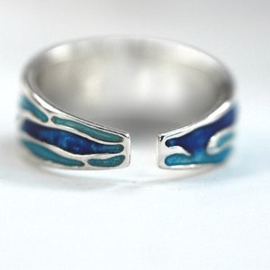Ocean Ring. Sterling Silver ring with embedded blue turquoise waves. Enameled. Unique handmade holiday gifts. image 6