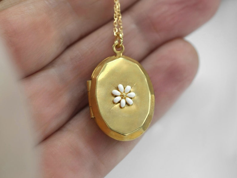 Daisy photo locket necklace. Silver daisy on vintage pendant. Gold plated sterling necklace. Dainty gift for her. image 5