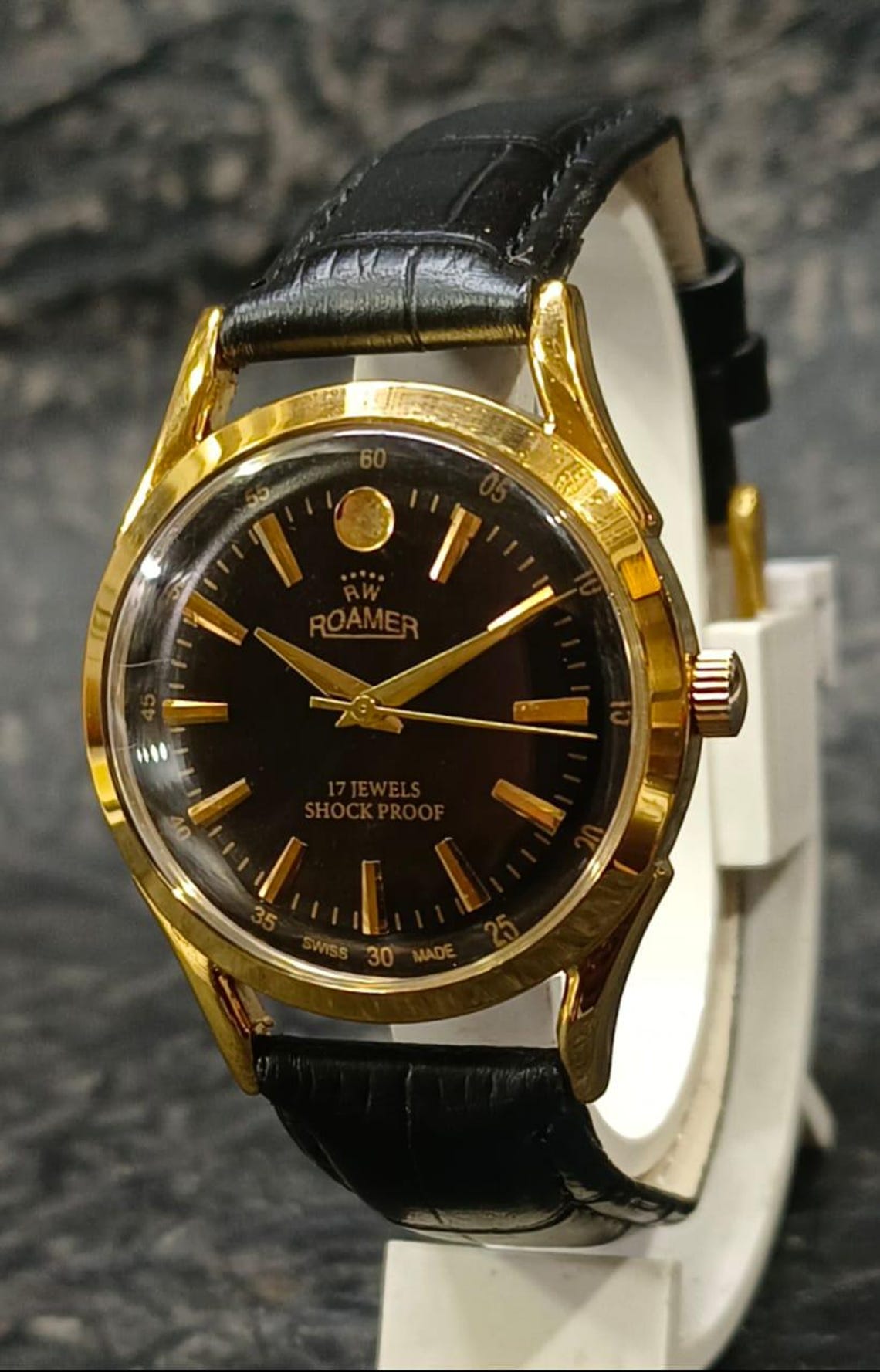 Vintage Roamer Swiss Made Hand-Winding Mechanical Men’s Watch 17 Jewels Black Dial Gold Plated, photo 2 sur 5