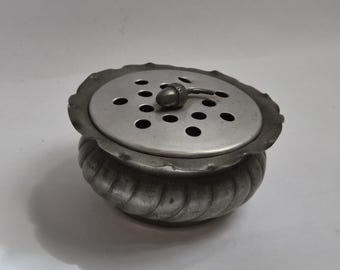 Bol de popurrí de peltre italiano vintage con tapa – Asa en forma de bellota – Hecho en Italia