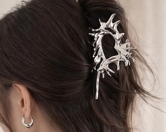 Luxury Seashell Hair Clip Gold Statement Claw