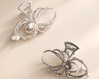 Elegant Silver Spider Hair Claw Clip with Pearl Accents