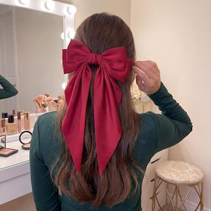 Übergroße Seide Style Bow Haarspange | Elegantes Statement Haar Accessoire für Frauen