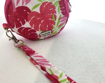 Round coin bag with wristlet strap