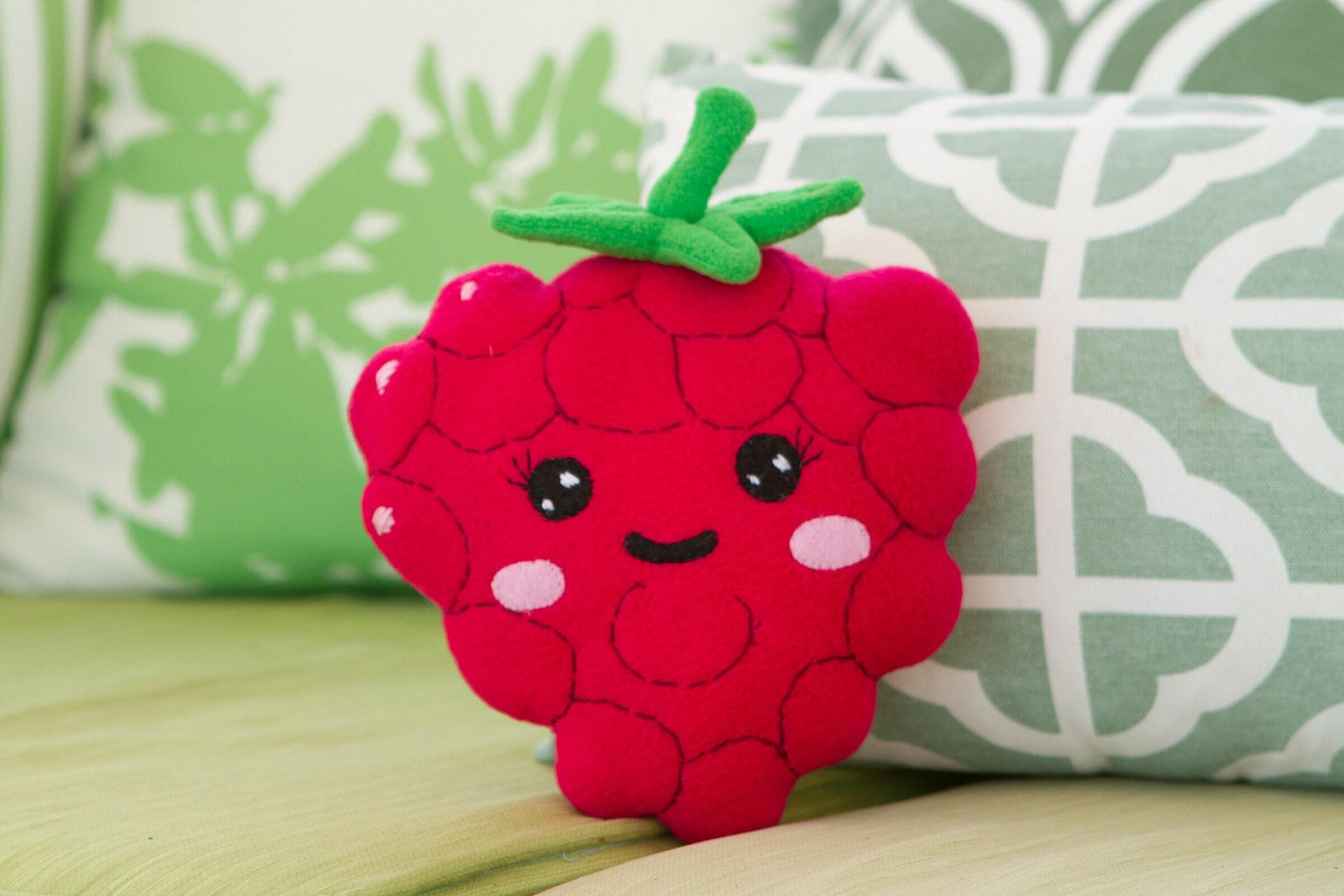 Kawaii Raspberry Plush, Cute Berry Plush Toy, Handmade Fleece Plushie ...