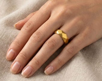 Gold engagement ring faceted engraved rings for women statement rings personalized jewelry gift wooden jewelry box valentines day gift