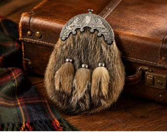 Brown fox fur flap leather kilt handcrafted sporran Scottish traditional twin lion rampant Cantle sporran personalized gift for him
