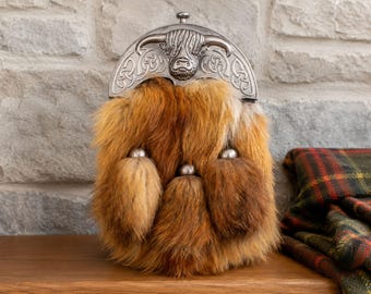 Handmade sporran leather highland cow fur Celtic cantle hairy cow clasp traditional Scottish gift kilt bag with chain burns night gifts