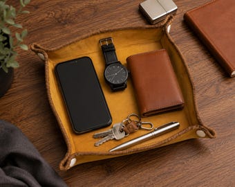 Personalized leather tray,  catchall desk organizer, key holder, genuine  full grain valet tray, custom engraved,  teacher gifts for him